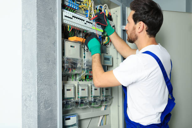Best Affordable Emergency Electrician  in Greenwood, IN